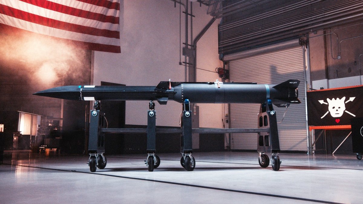 Castelion Blackbeard hypersonic strike missile test article loaded on a US Navy F/A-18E/F Super Hornet