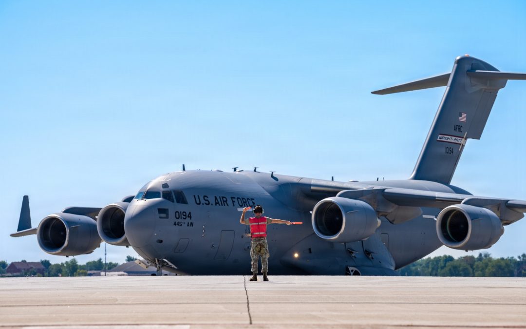 Un robot ha costruito il componente che ha salvato questo C-17