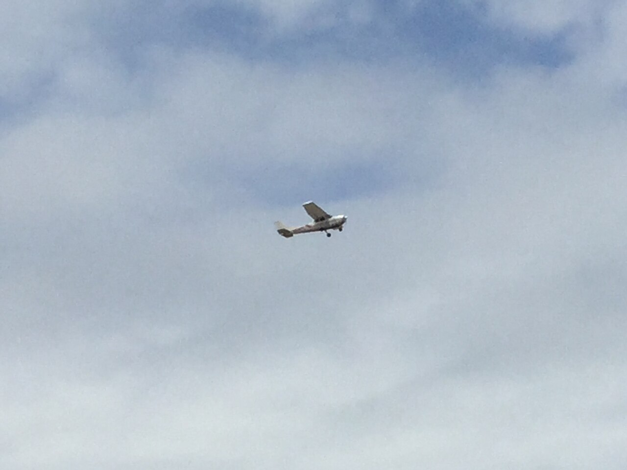 A Cessna 172 in flight