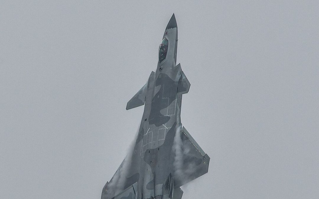 Chinas J-36-Konstrukteure warnen vor KI-Halluzinationen im Kampf