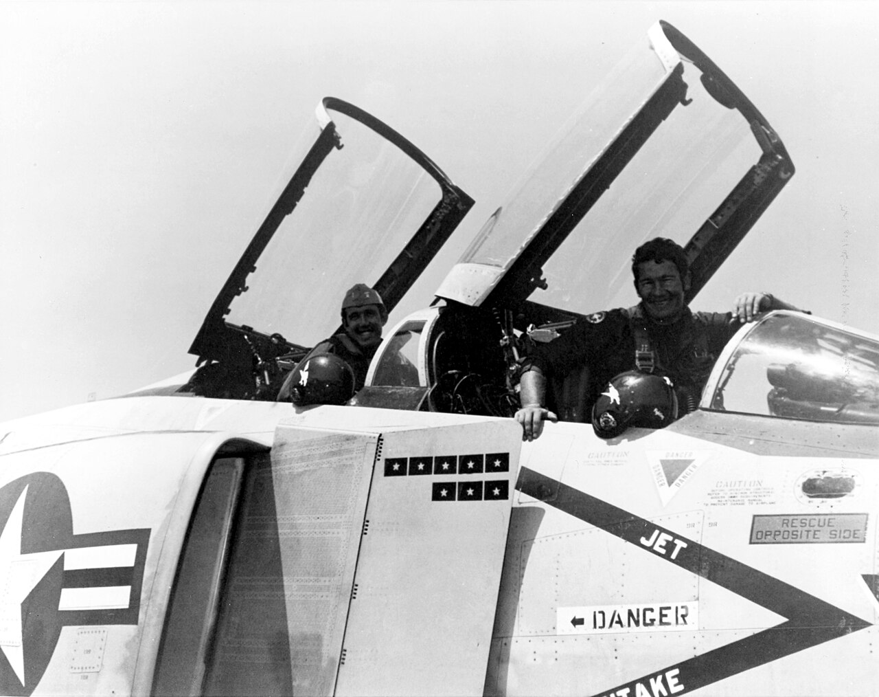 Randy Cunningham and Willie Driscoll in the cockpit of their F-4J Phantom, May 1972