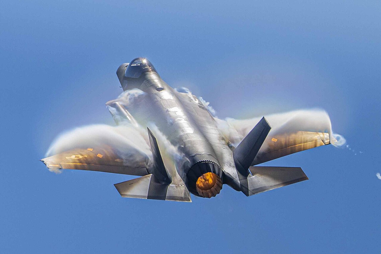 F-35A Lightning II Demonstration Team at an airshow F-35A Lightning II Demonstration Team at an airshow