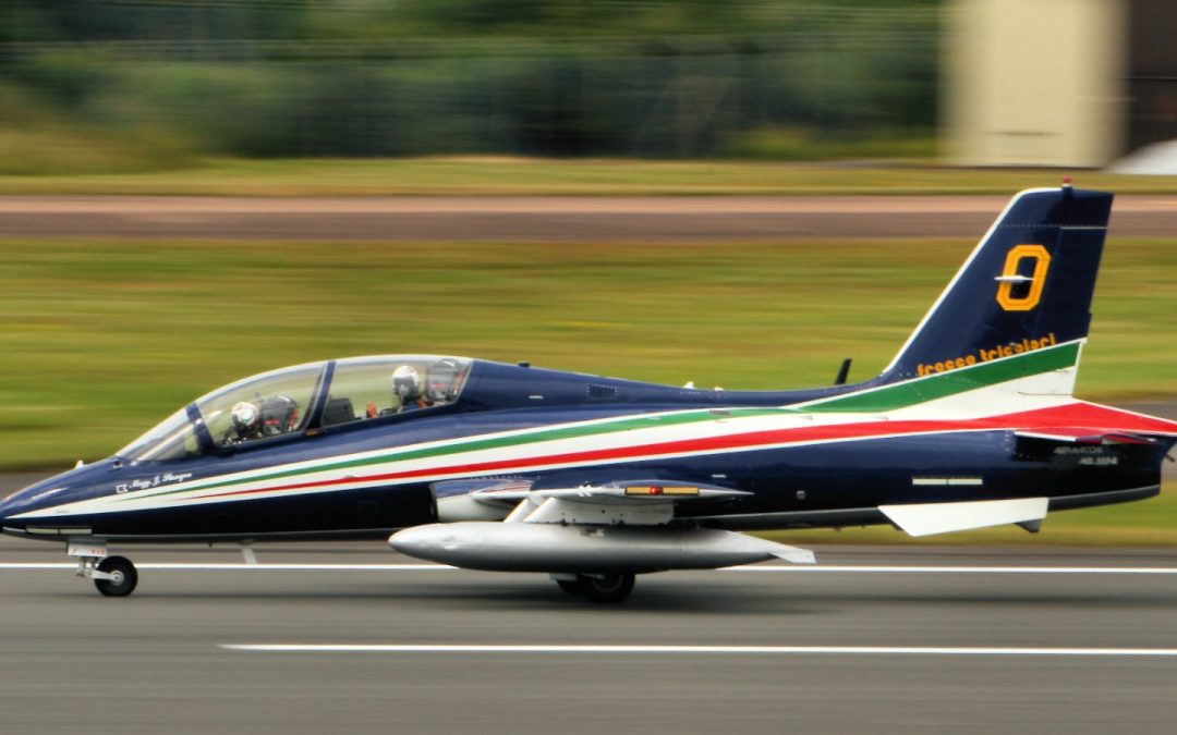 Aermacchi MB-339 mit Fünfzig: Der Trainer, der in den Krieg zog