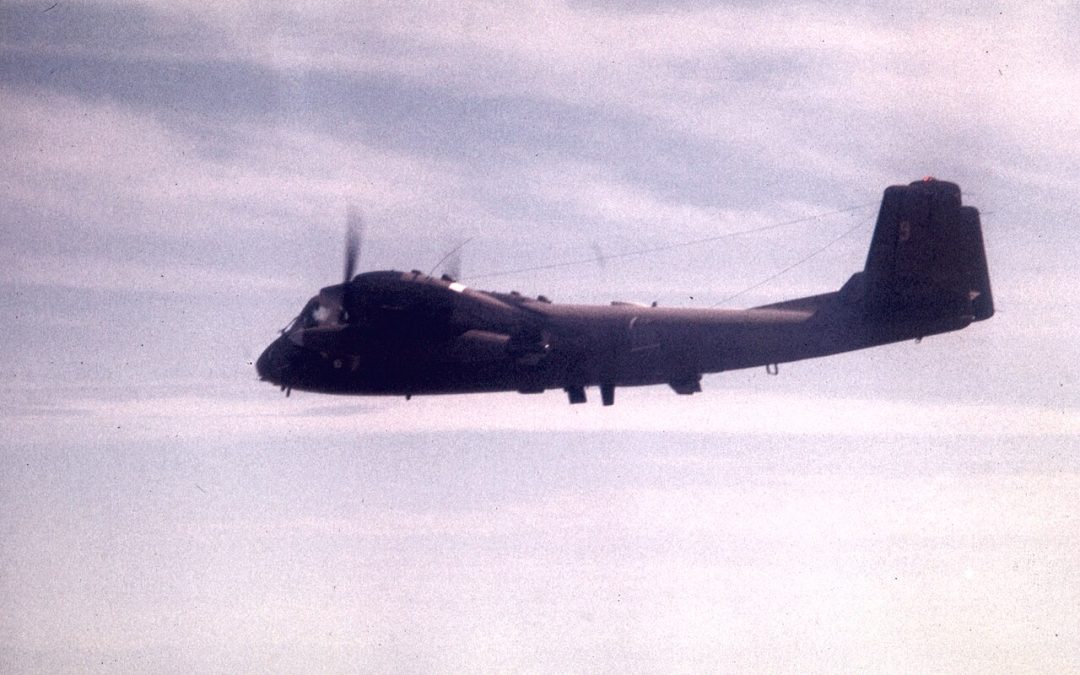 L'aereo spia dell'esercito con tre code