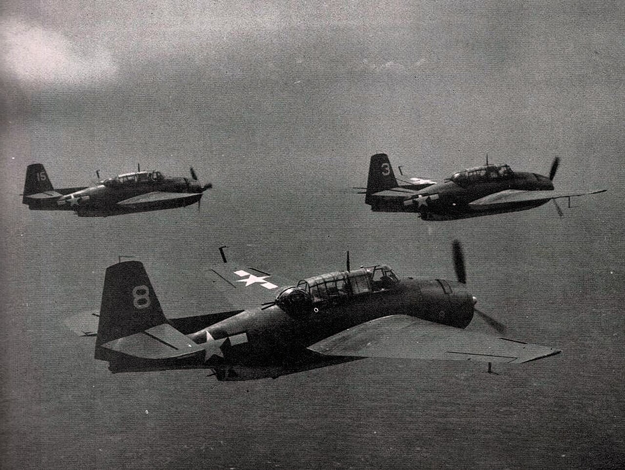 grumman-tbm-3-avenger-formation-1945