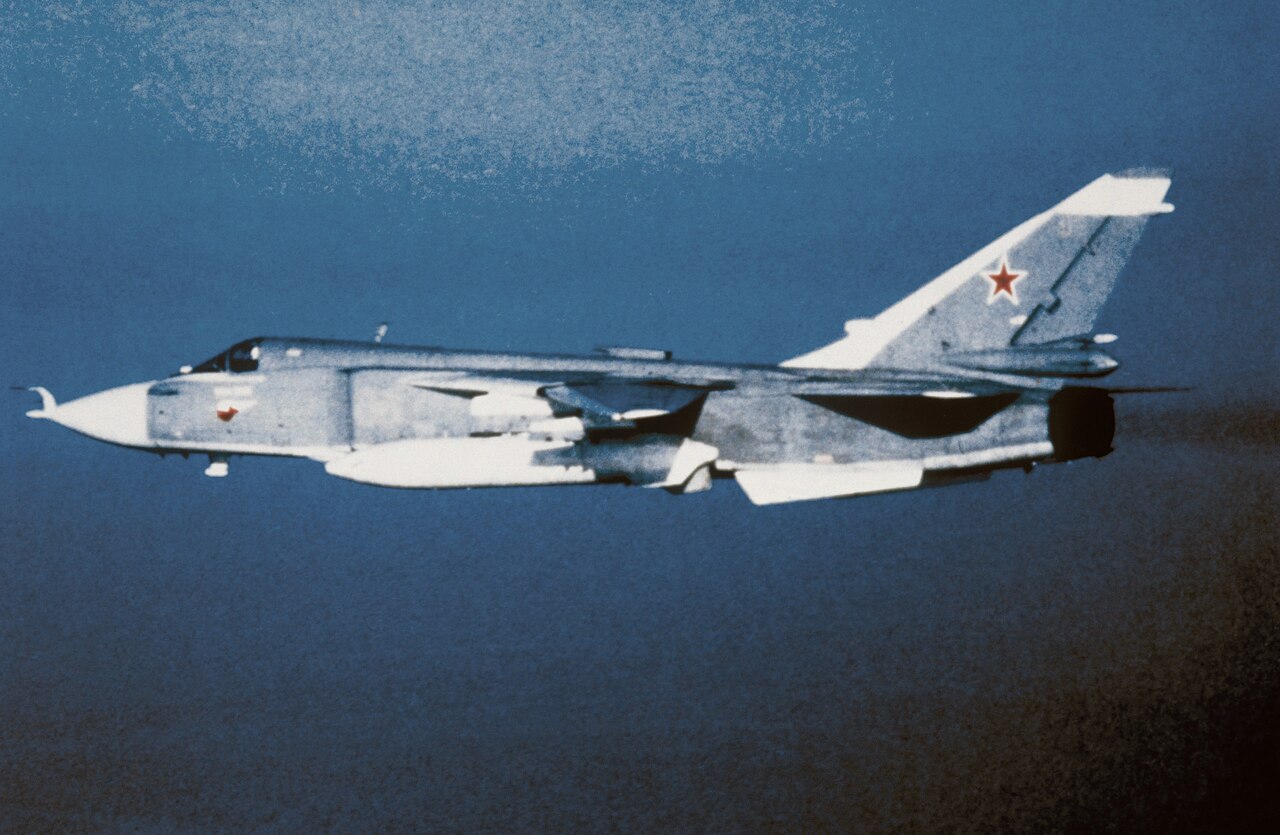 Un Sukhoi Su-24 Fencer