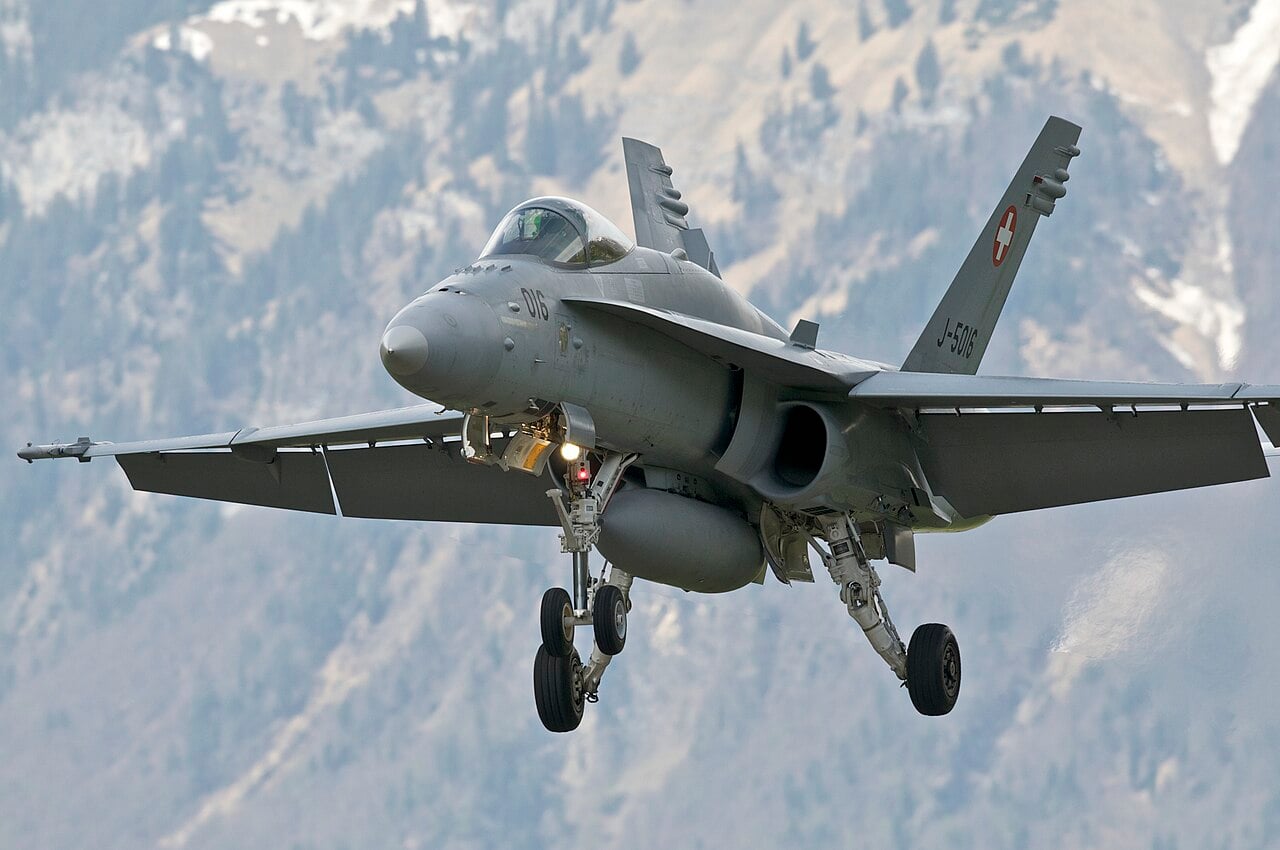 A Swiss F/A-18 landing at Meiringen air base
