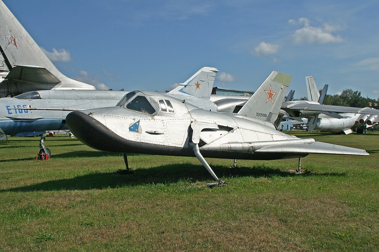 The MiG-105 Spiral showing its upturned Lapot nose