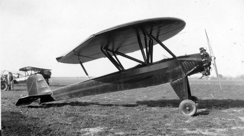 The Plane With a Wing Like an Umbrella