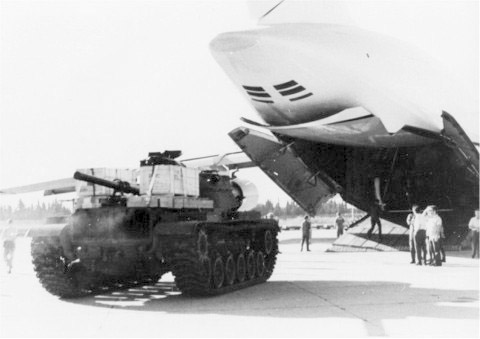 M60 tank unloaded from a C-5 Galaxy in Israel