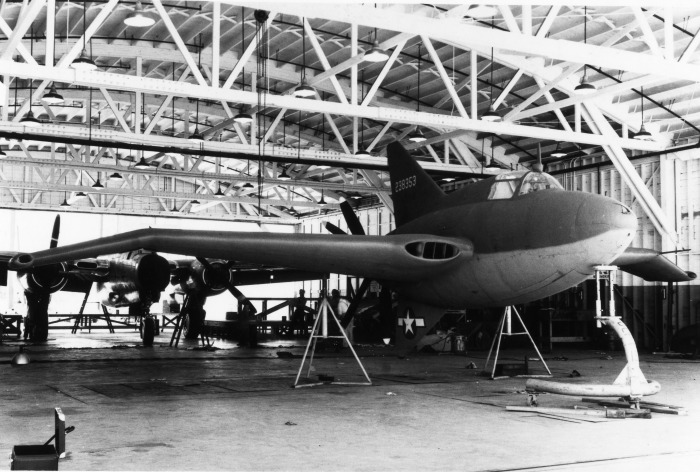 Foto di guerra del Northrop XP-56