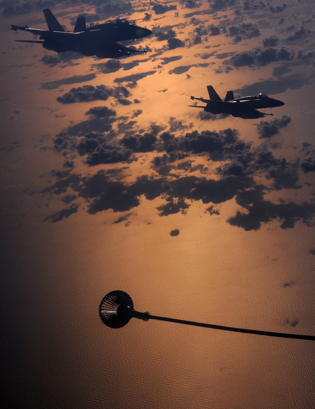 An RAF VC10 tanker refuelling a Canadian F-18, 2011