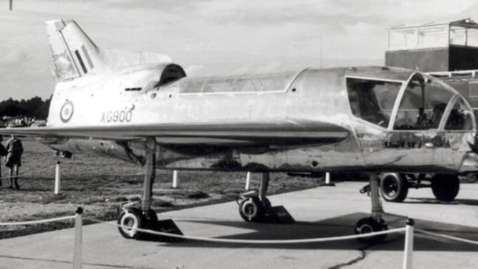 El avión de investigación VTOL Short SC.1 XG900 en la exposición SBAC de Farnborough en septiembre de 1958.