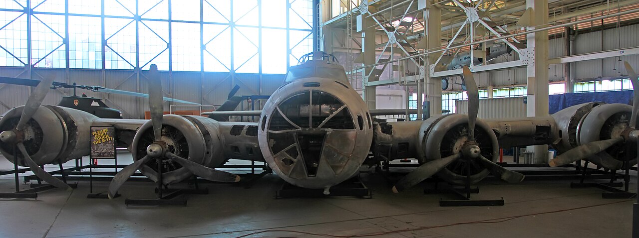 Swamp Ghost B-17E The B-17E Swamp Ghost