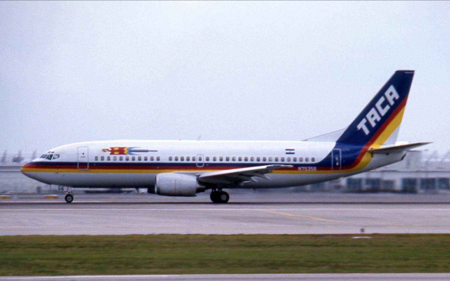 TACA Boeing 737-300 N75356