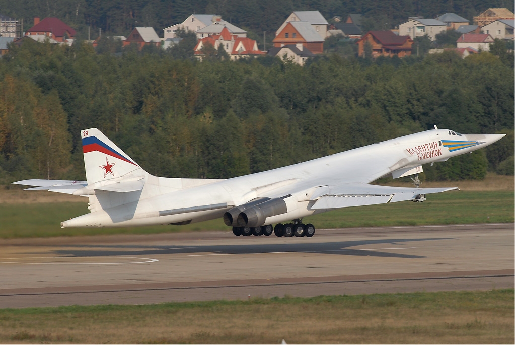 Tu-160 Blackjack au meeting aérien MAKS