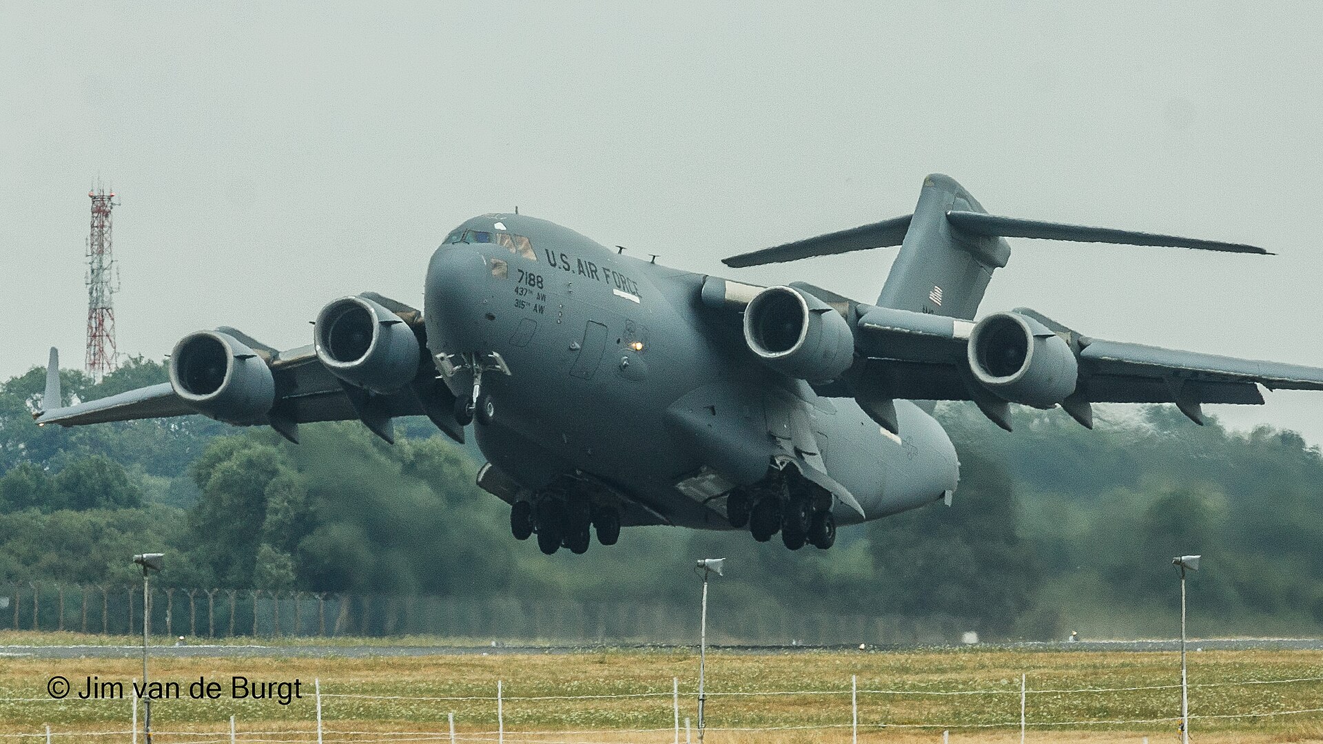 usaf-c-17a-globemaster-iii-air-mobility-command