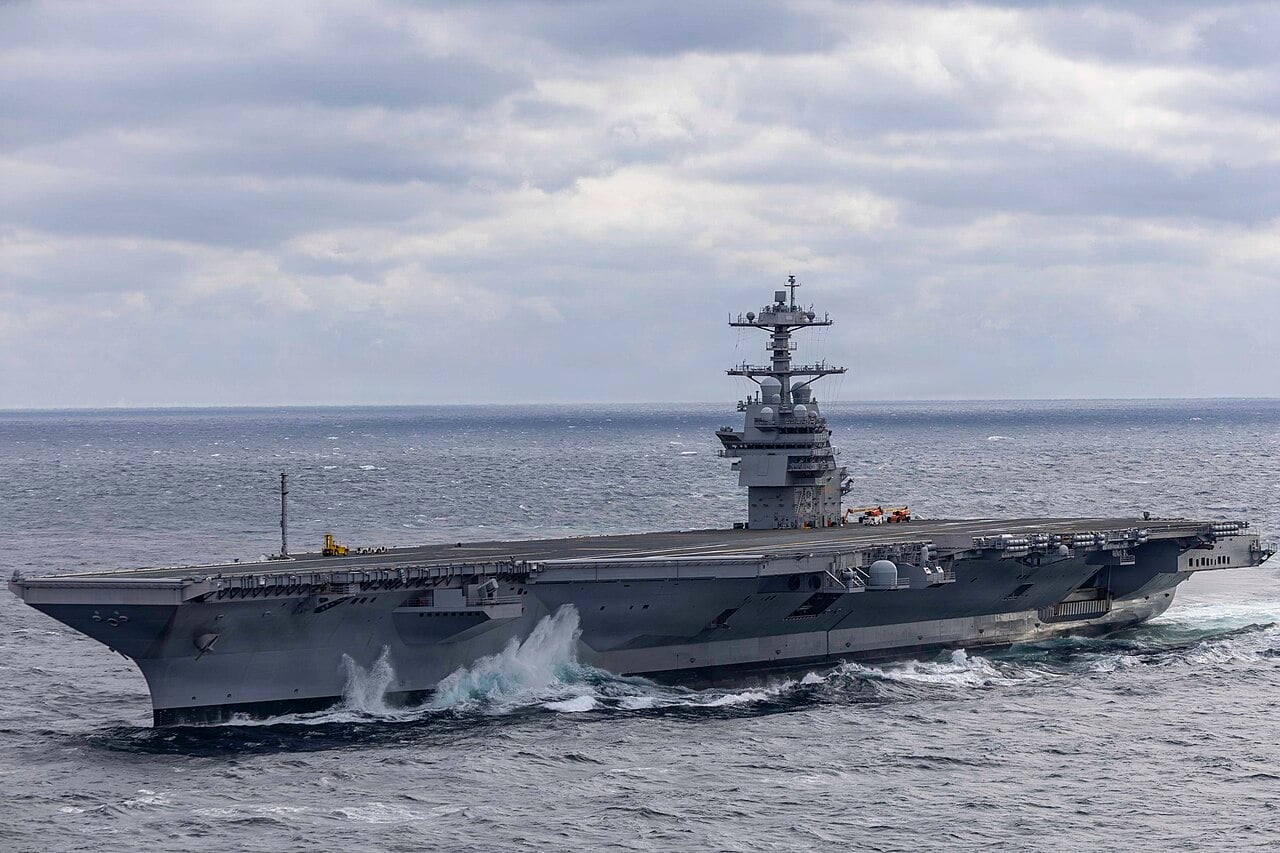 Le tout nouveau super-porte-avions américain se prépare pour son examen final. Le futur USS John F. Kennedy, deuxième super-porte-avions de classe Ford