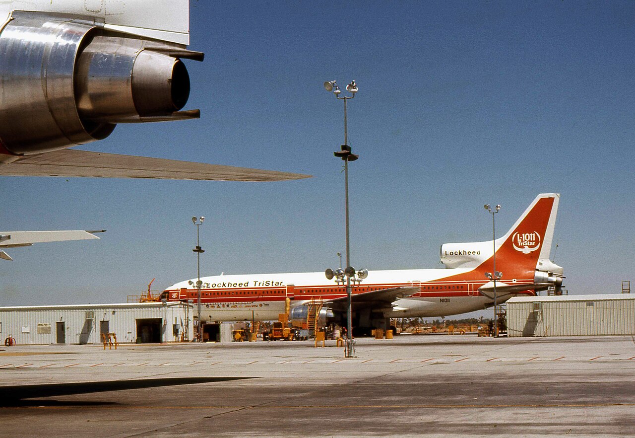 Lockheed L-1011 TriStar