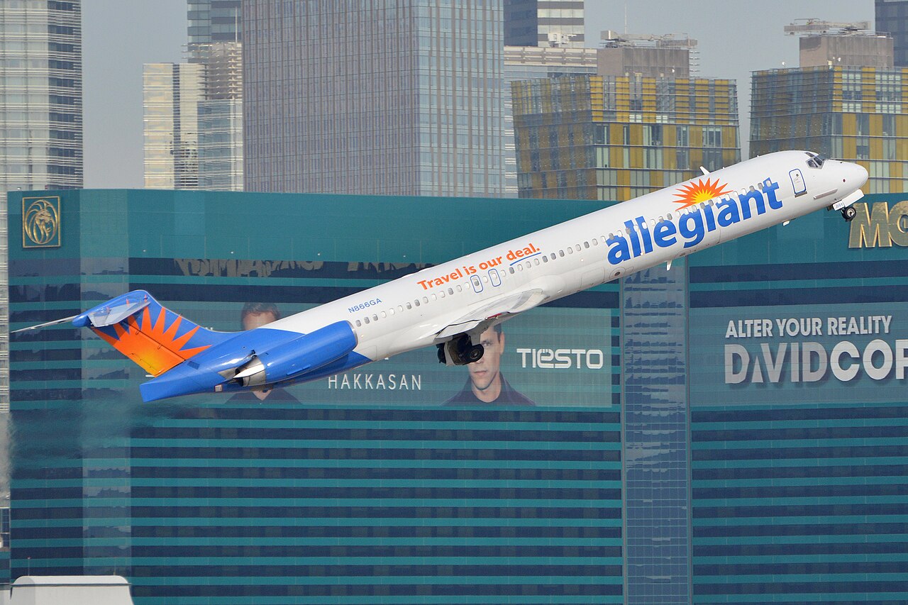 McDonnell Douglas MD-83