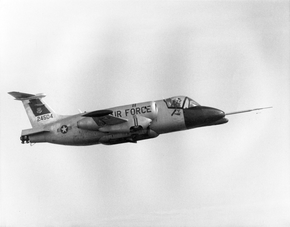 Lockheed XV-4B Hummingbird zweiter Prototyp mit Hubdüsen