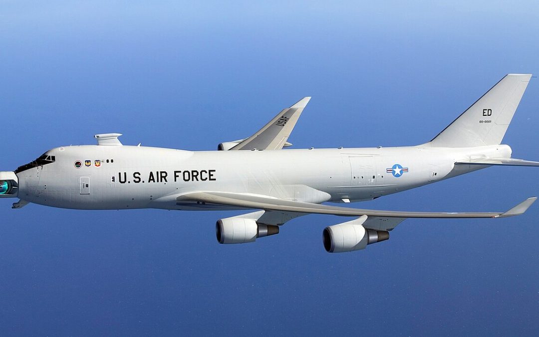 El 747 que transportaba un láser de megavatios