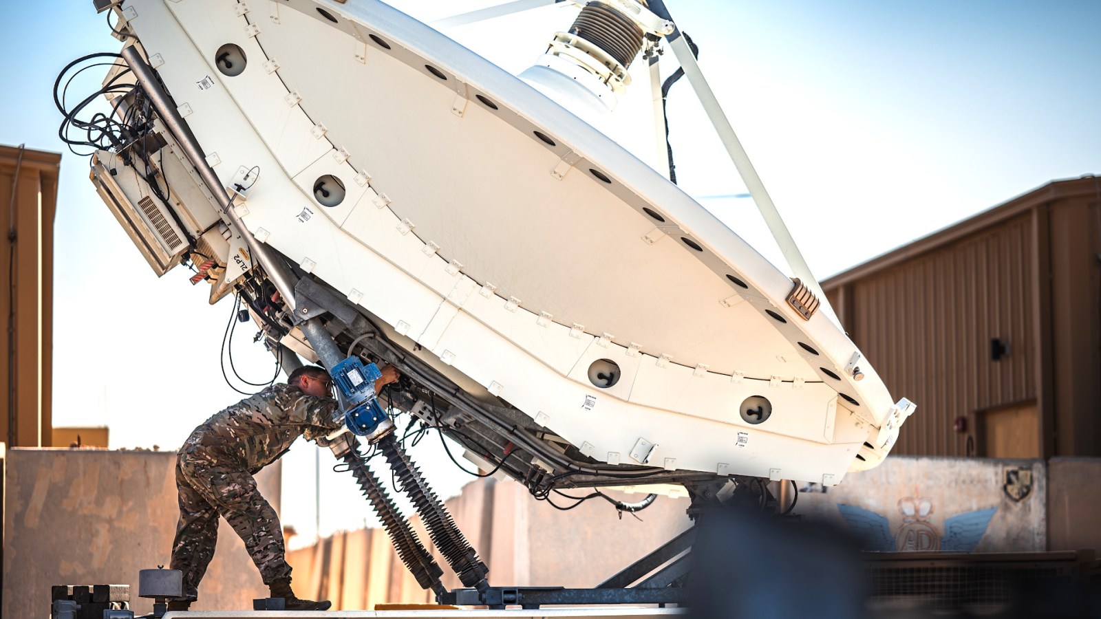 FEATURED-42nd-ewcd-trailer-mounted-antenna-middle-east