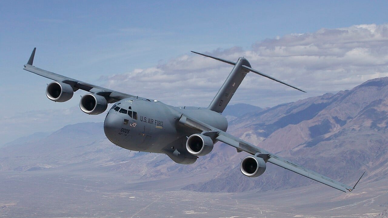 FEATURED-c-17-globemaster-iii-flight-test