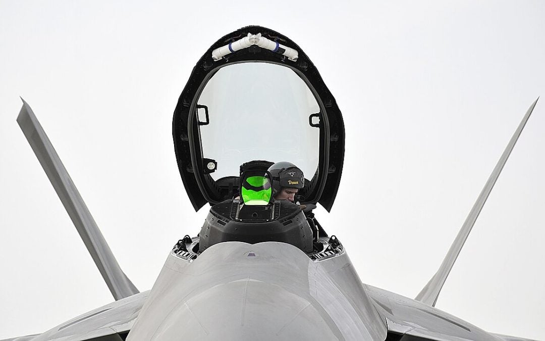 OBOGS Explained: Why Fighter Pilots No Longer Breathe Pure Oxygen