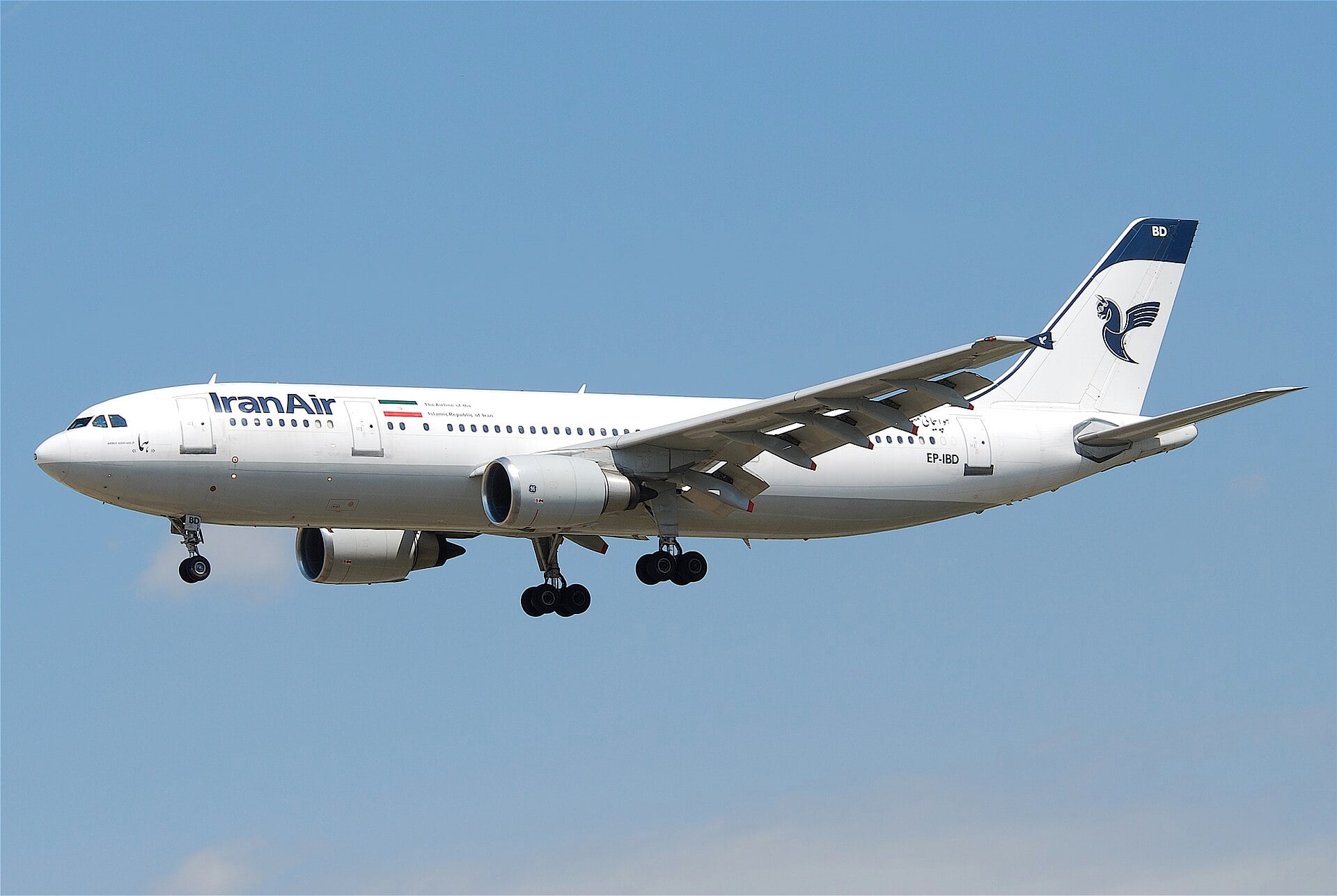 An Iran Air Airbus A300-605R registered EP-IBD on approach