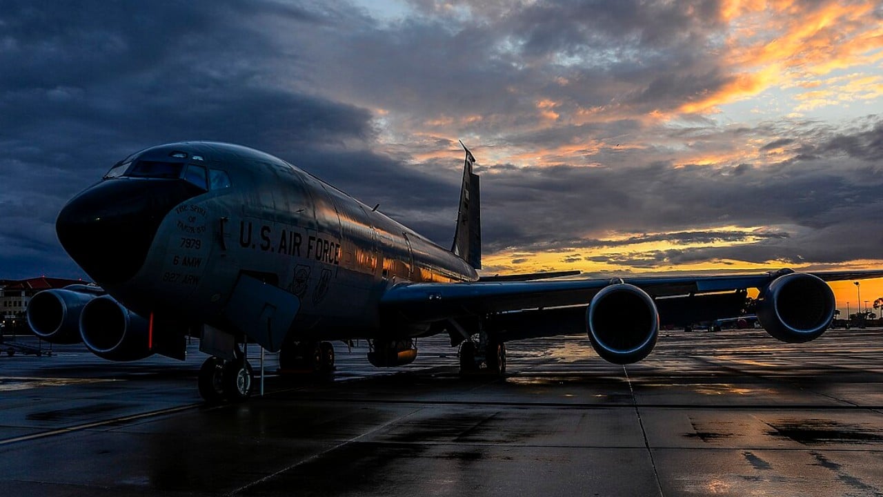 FEATURED-kc-135-stratotanker-flightline-macdill