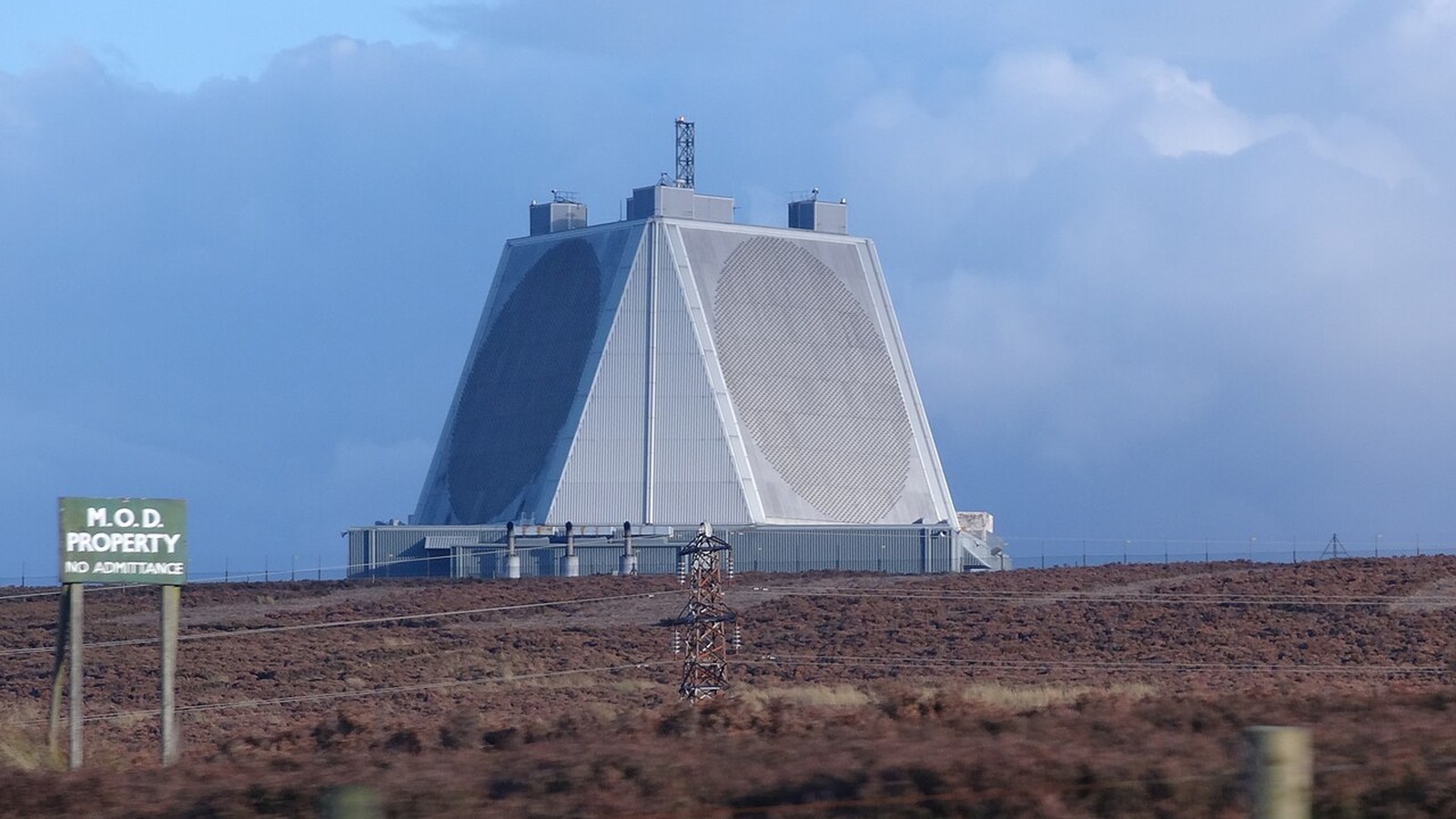 RAF Fylingdales solid state phased array radar The pyramid-shaped phased array radar at RAF Fylingdales on the North York Moors