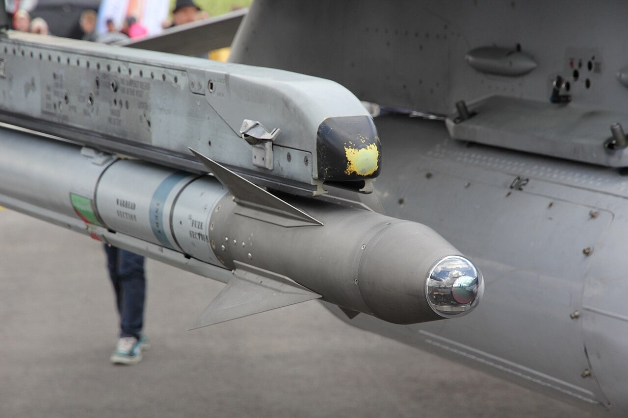 Close-up of an AIM-9 Sidewinder seeker head on an F-16