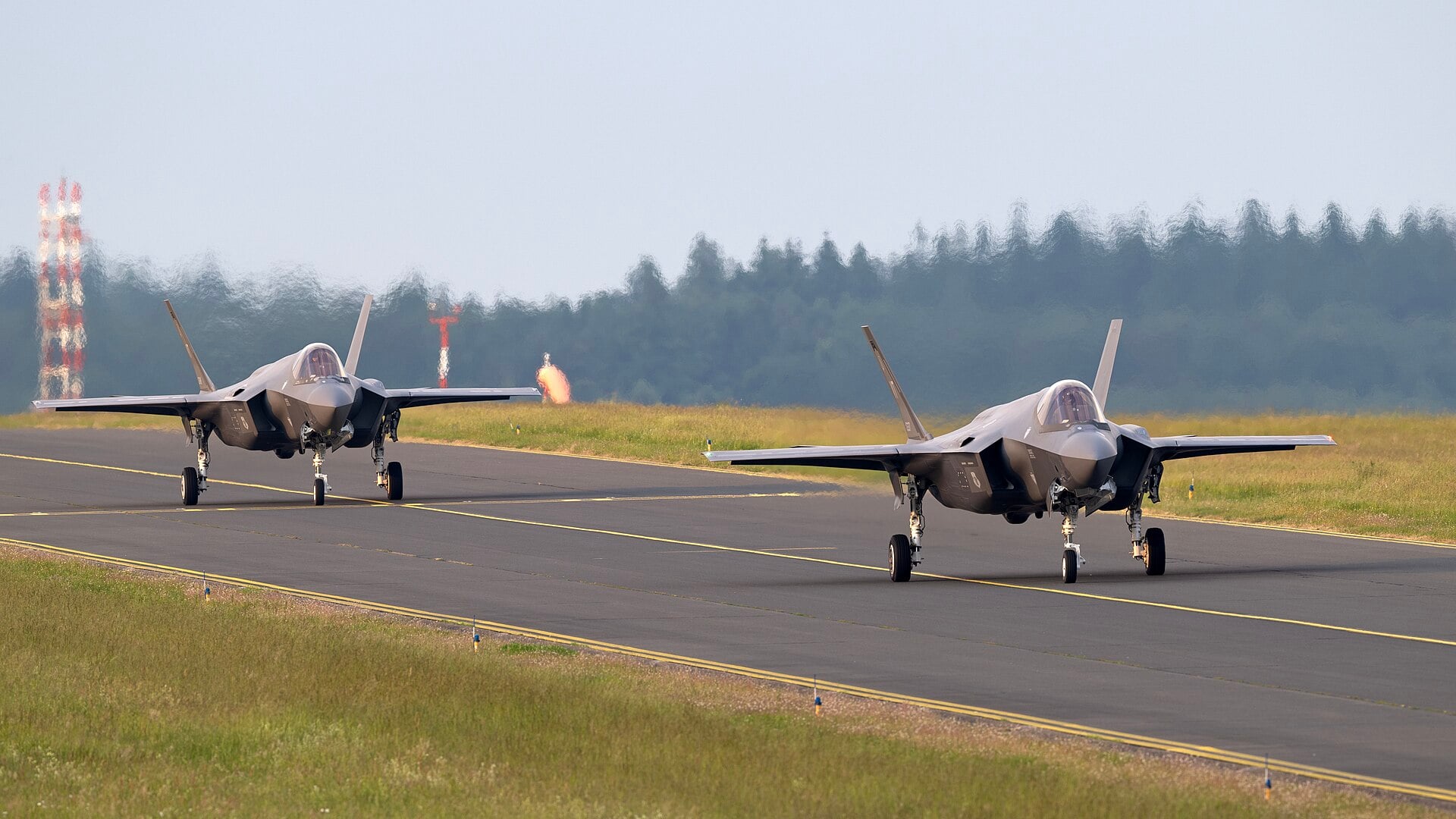 A pair of Air National Guard F-35A Lightning II fighters