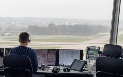 Airline Pilot and Controller Pay: What They Actually Earn
