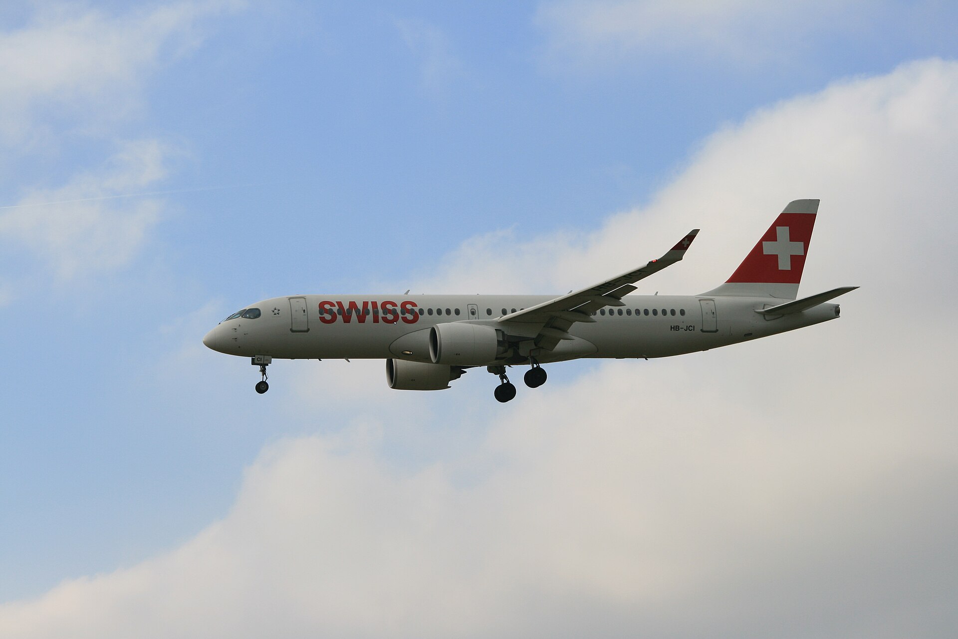 An Airbus A220-300 in SWISS colours at Zurich