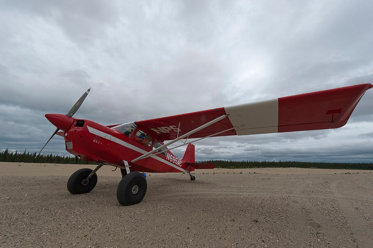 Alaska bush plane awaiting takeoff at the Great Kobuk Sand Dunes
