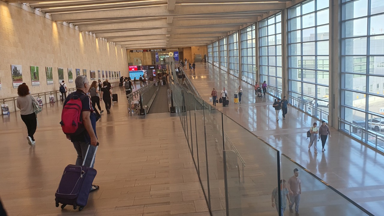 The Boulevard concourse at Terminal 3, Ben Gurion International Airport
