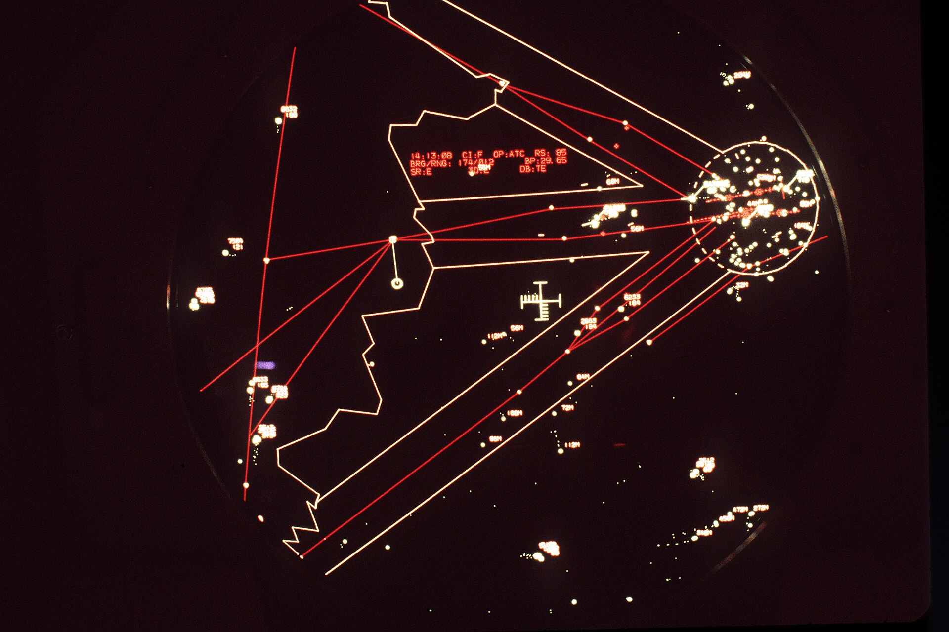 Radar display showing the three Berlin air corridors in 1989