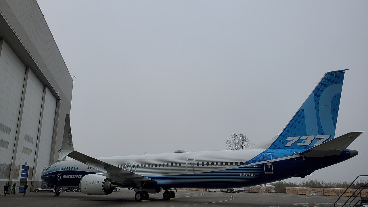Boeing 737 MAX 10 N27751 rollout Boeing 737 MAX 10 prototype N27751 at its November 2019 rollout