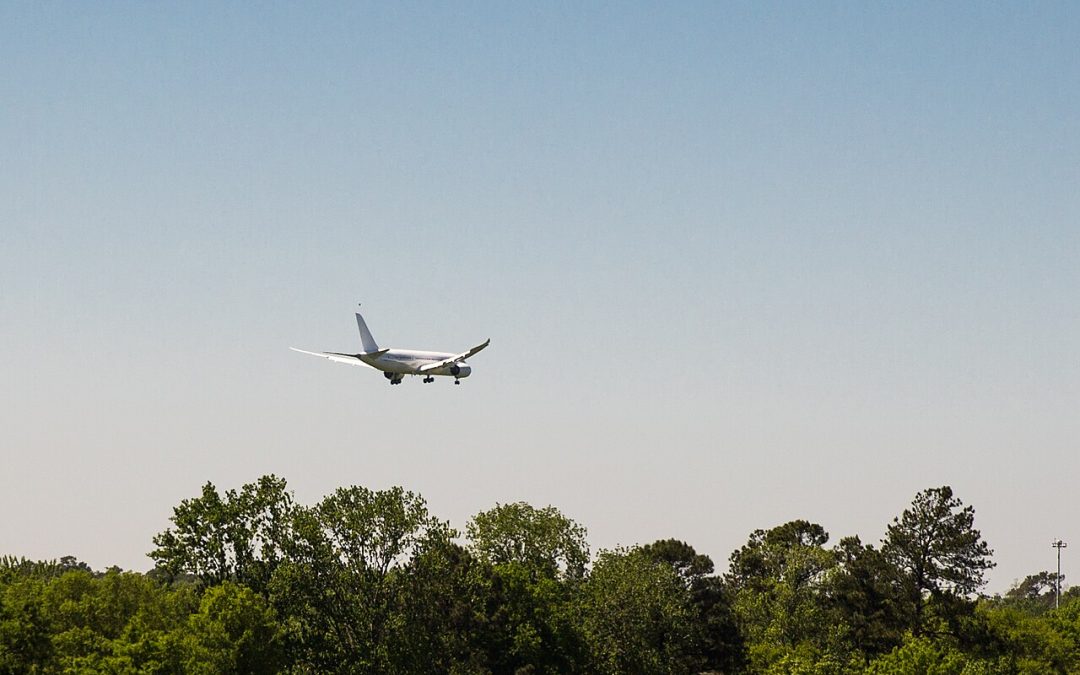 Pourquoi les avions de ligne sont-ils désormais fabriqués en plastique ?