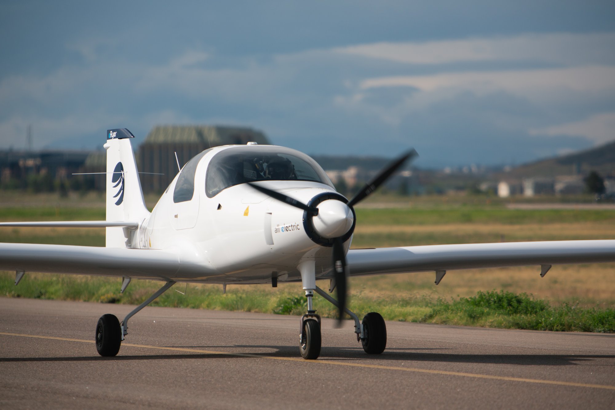 Bye Aerospace eFlyer 2 all-electric trainer taxiing at Centennial Airport near Denver