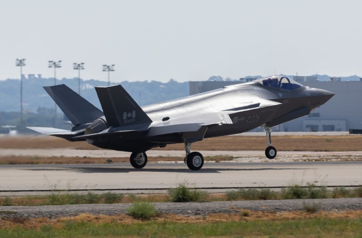 The first Royal Canadian Air Force CF-35A Lightning II during its maiden flight at Fort Worth, Texas