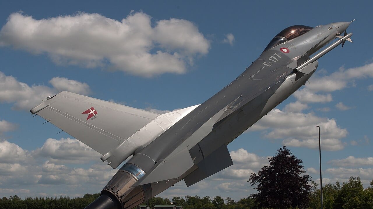 A Royal Danish Air Force F-16 Fighting Falcon, serial E-177, at Skrydstrup