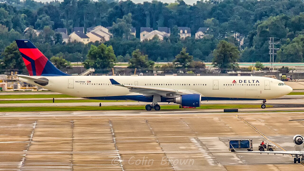 Delta Air Lines Airbus A330-300 N824NW taxiing at Atlanta