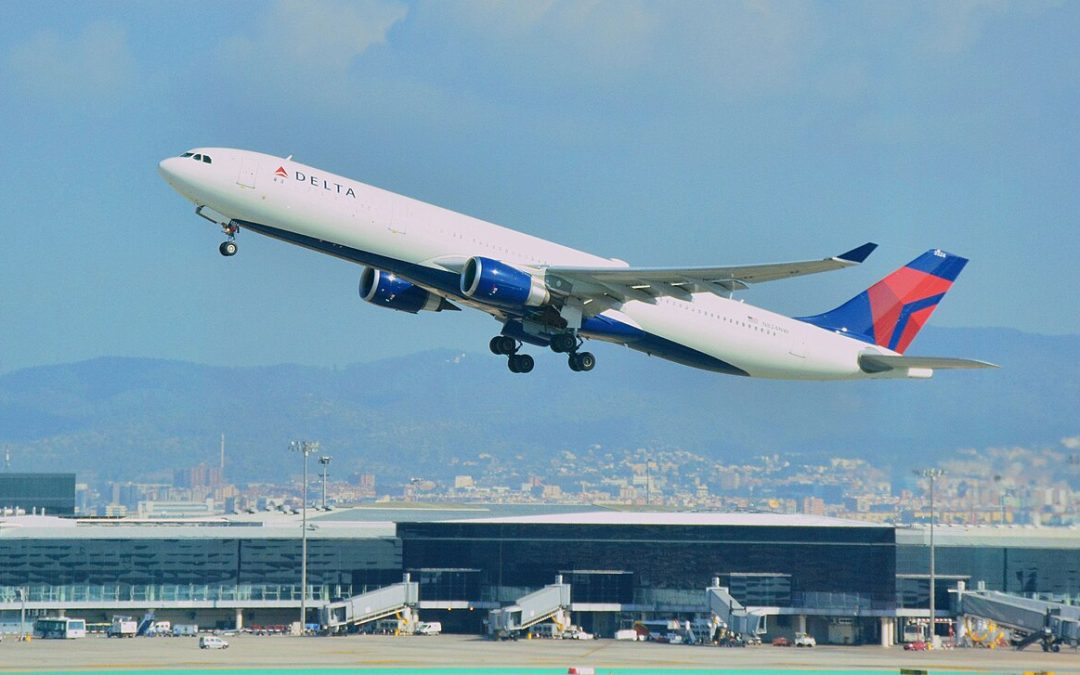 Delta DL251 Smoke Emergency: A330 Diverts to Porto