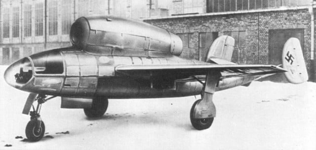 An airbrushed contemporary illustration of the Henschel Hs 132 jet dive bomber