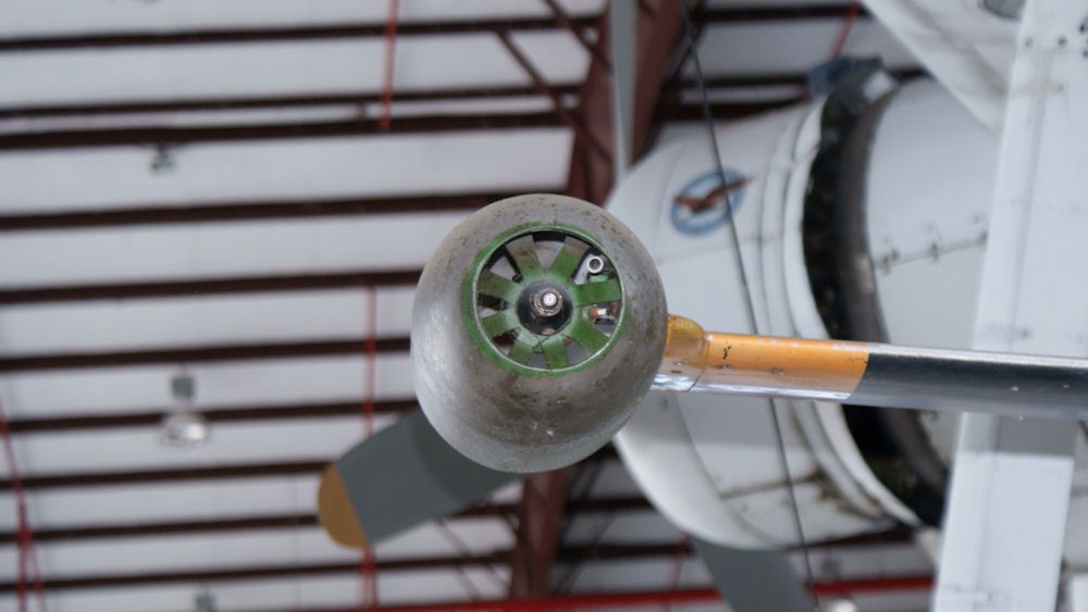 A Hiller 8RJ2B ramjet mounted on the tip of a Hornet rotor blade