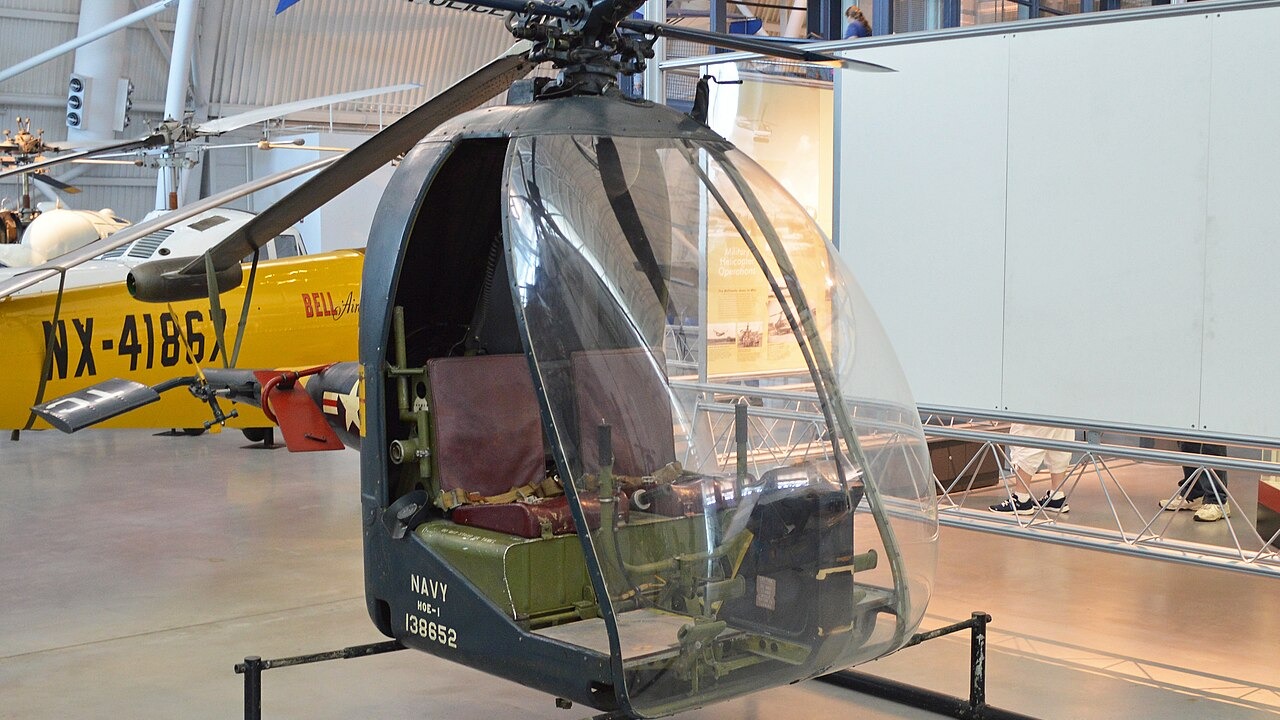 A preserved Hiller XHOE-1 Hornet in US Navy markings, serial 138652