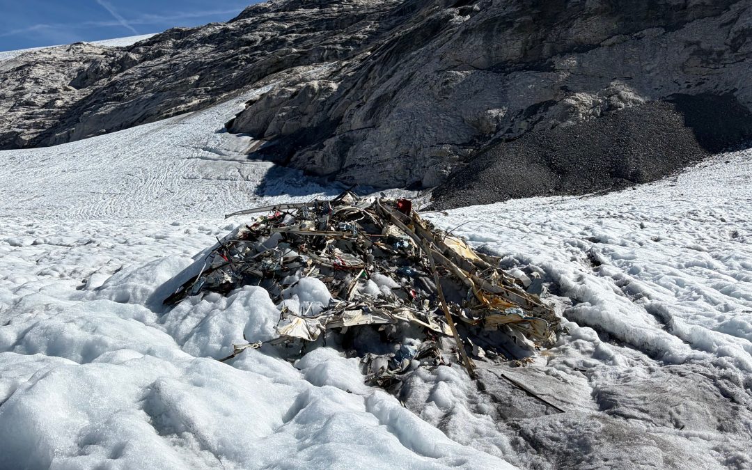 Hüfifirn: A Swiss Glacier Gives Back a Plane Lost in 1963
